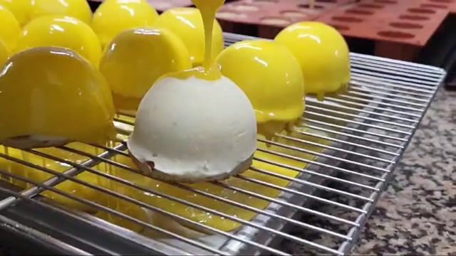 Dans les coulisses de la pâtisserie