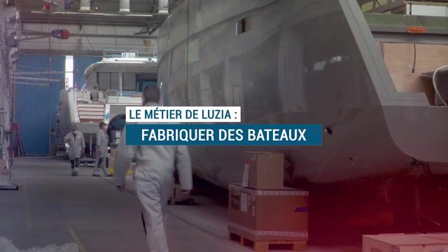 Elle moule la coque des bateaux