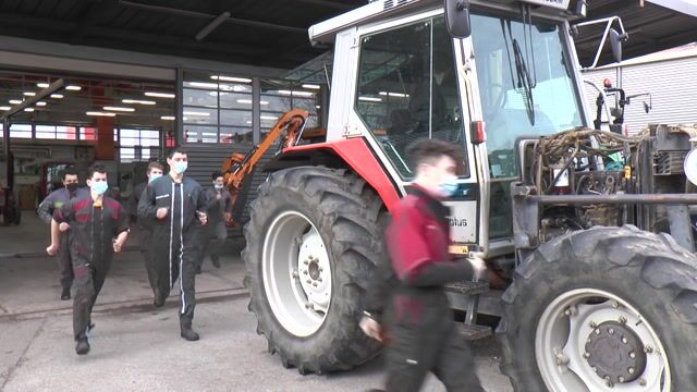 Le bonheur est dans le tracteur