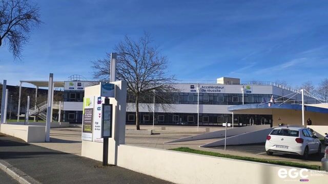 EGC plus qu'une école