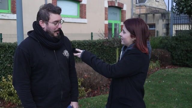 Bref, je suis dans la com