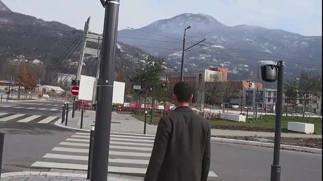 "En douceur sur un fil..."
