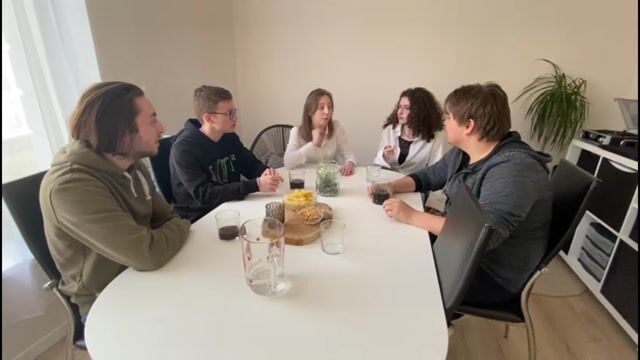 Préjugés entre amis