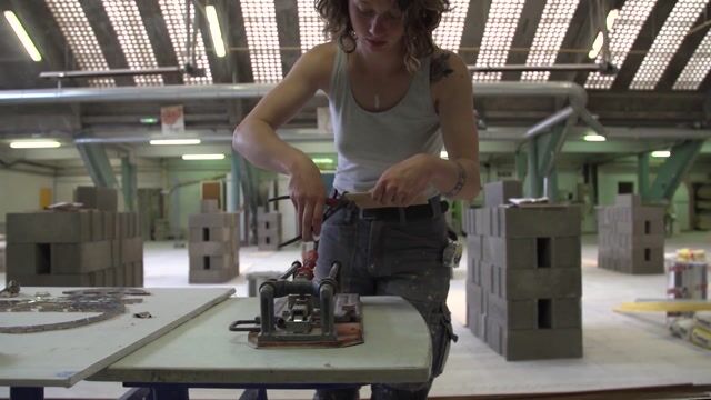Le carrelage au féminin.