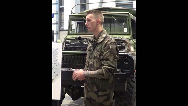 Un autre regard sur l'armée