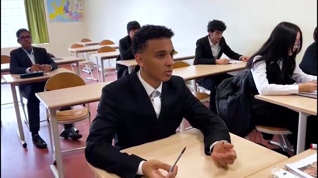 À votre Service !