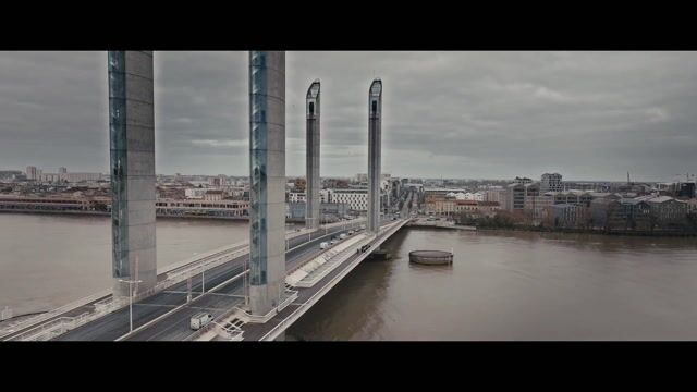 Entre deux rives: Mesures préventives moteur triphasé