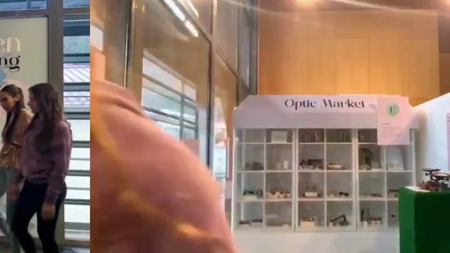 Qui aime ses lunettes méninge sa monture