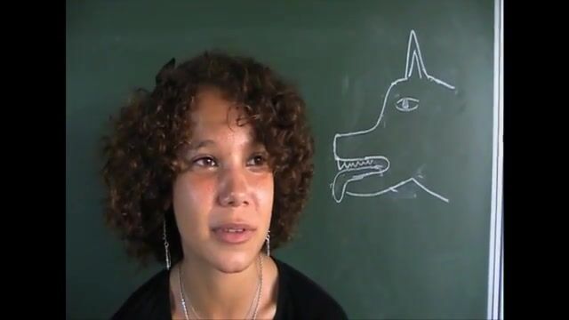 La femme qui murmurait...