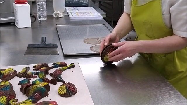 Enzo et la chocolaterie
