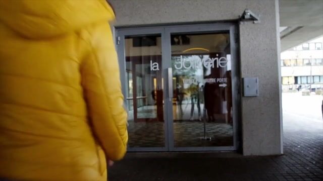 Une journée type en merch