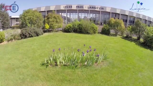 Survol du lycée Paul Langevin