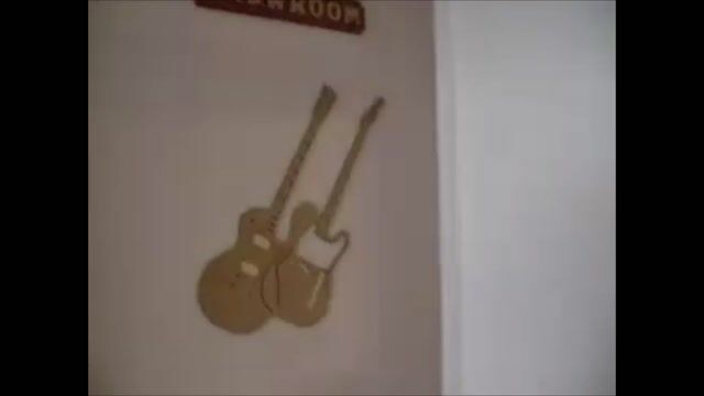 Luthier