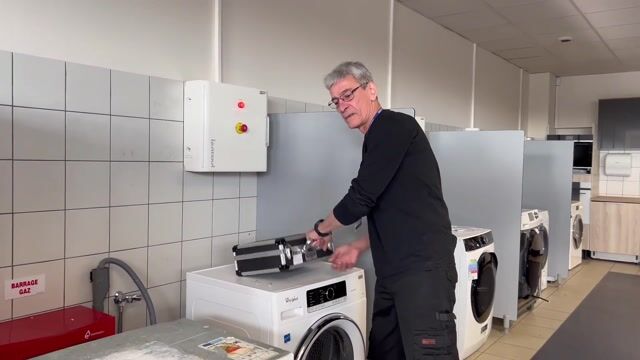Grace à nos techniciens vos appareils ont une seconde vie