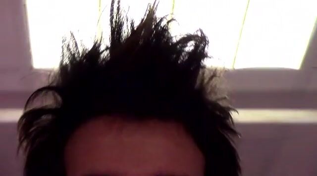 Tiré par les cheveux