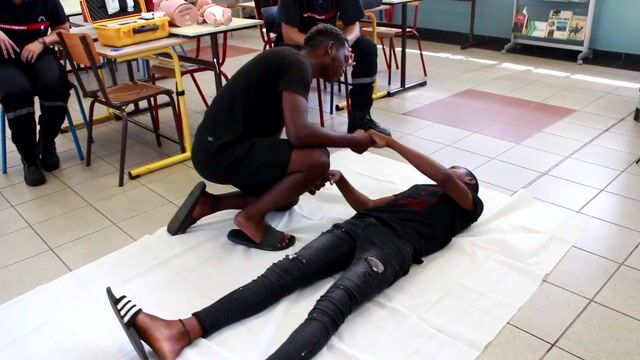 SAUVEUR MALGRE LE PASSE