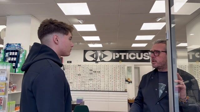 Opticien, métier qui en met plein la vue