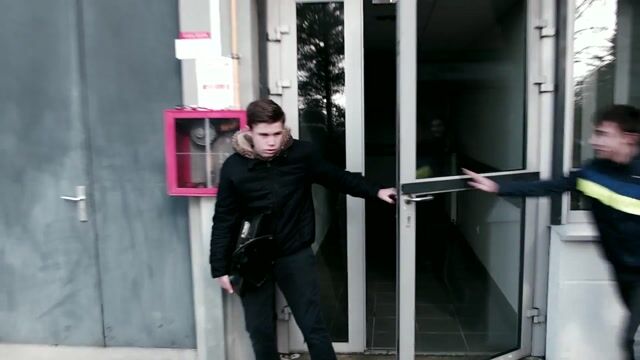 Etre une gendarme, un atout ? 