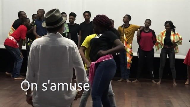 ACCOMPAGNEMENT SOCIAL PAR L'ART