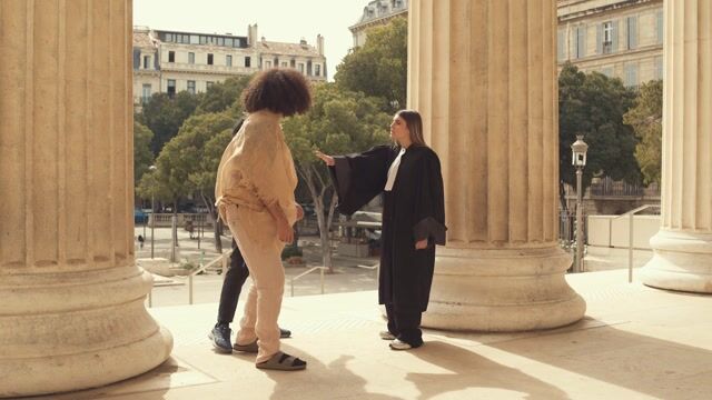 Un accusé peu commun