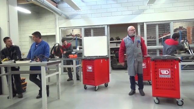 Drôle d'immersion en atelier !
